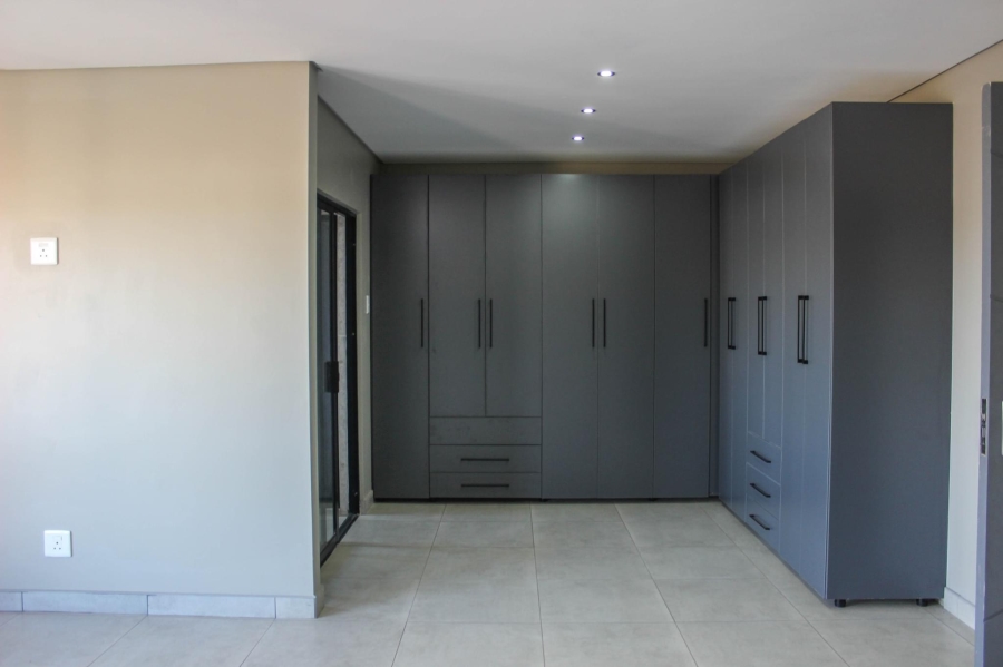 4 Bedroom Property for Sale in Aerorand Mpumalanga