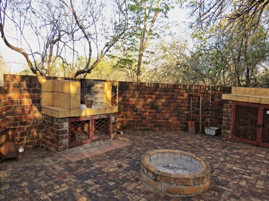 2 Bedroom Property for Sale in Marloth Park Mpumalanga