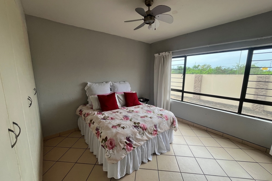 2 Bedroom Property for Sale in Stonehenge Ext 8 Mpumalanga
