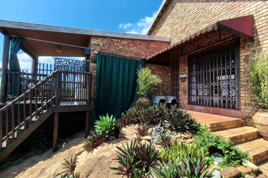2 Bedroom Property for Sale in Sonheuwel Ext 1 Mpumalanga