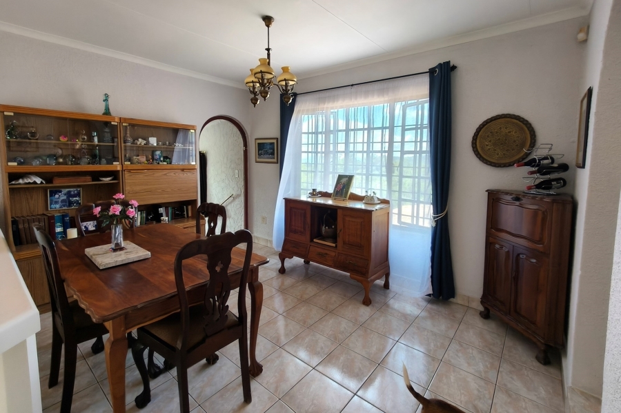 2 Bedroom Property for Sale in Sonheuwel Ext 1 Mpumalanga