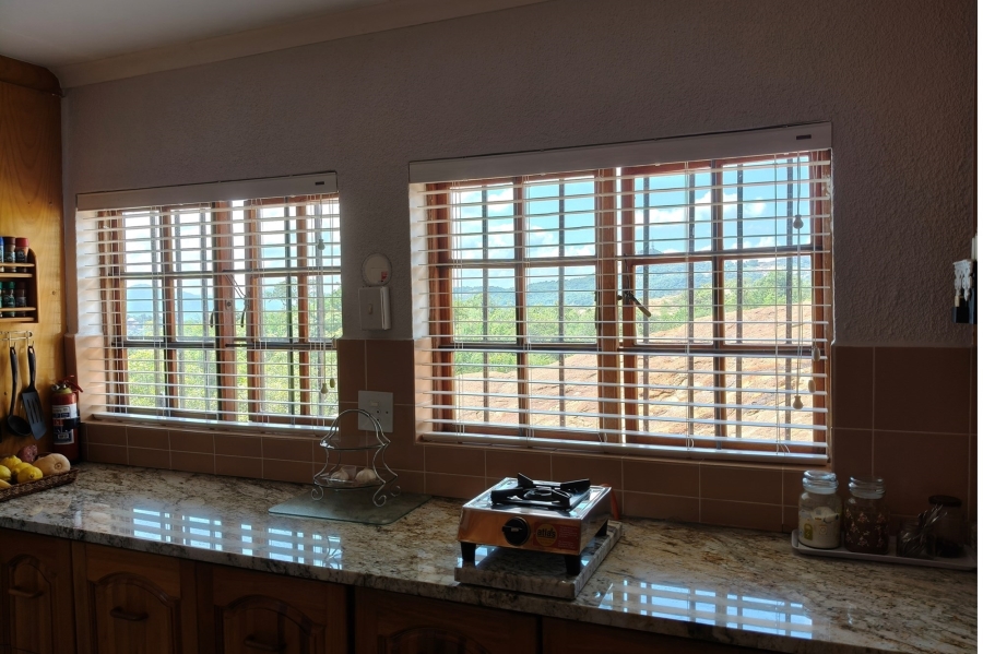 2 Bedroom Property for Sale in Sonheuwel Ext 1 Mpumalanga