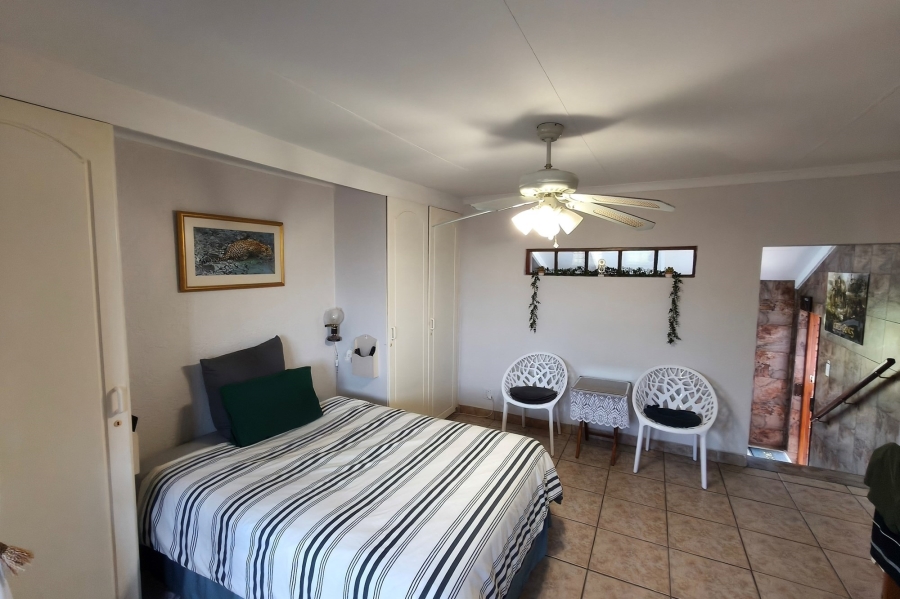 2 Bedroom Property for Sale in Sonheuwel Ext 1 Mpumalanga