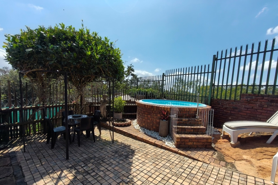2 Bedroom Property for Sale in Sonheuwel Ext 1 Mpumalanga