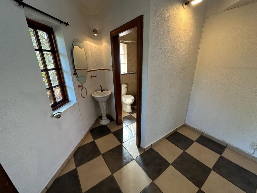 6 Bedroom Property for Sale in Sonheuwel Ext 1 Mpumalanga