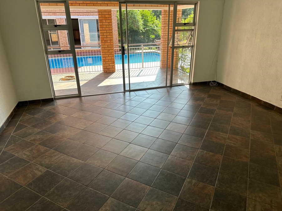 6 Bedroom Property for Sale in Sonheuwel Ext 1 Mpumalanga