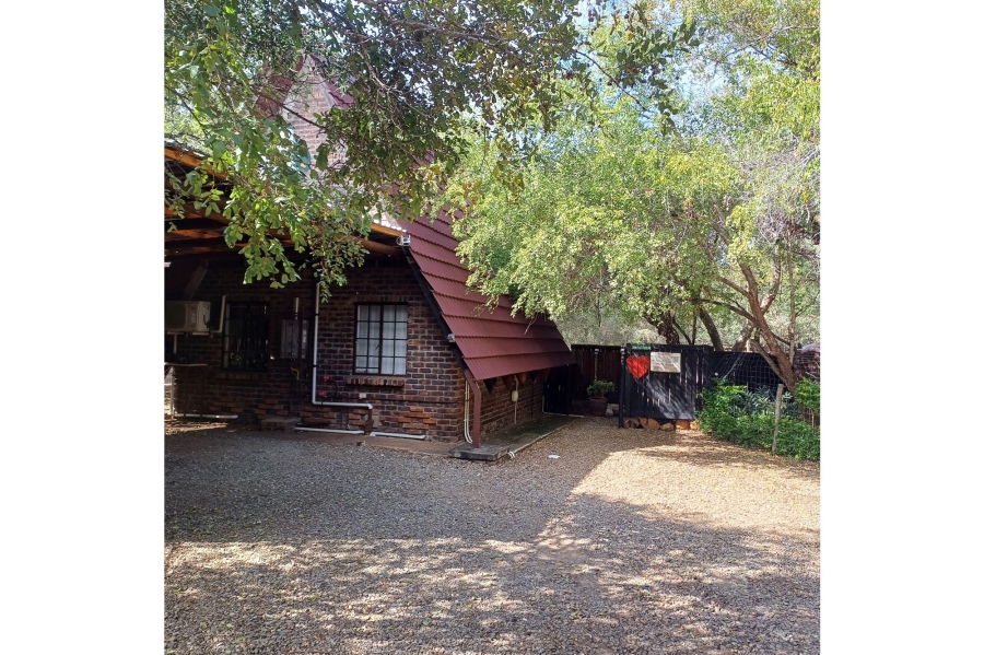 2 Bedroom Property for Sale in Marloth Park Mpumalanga