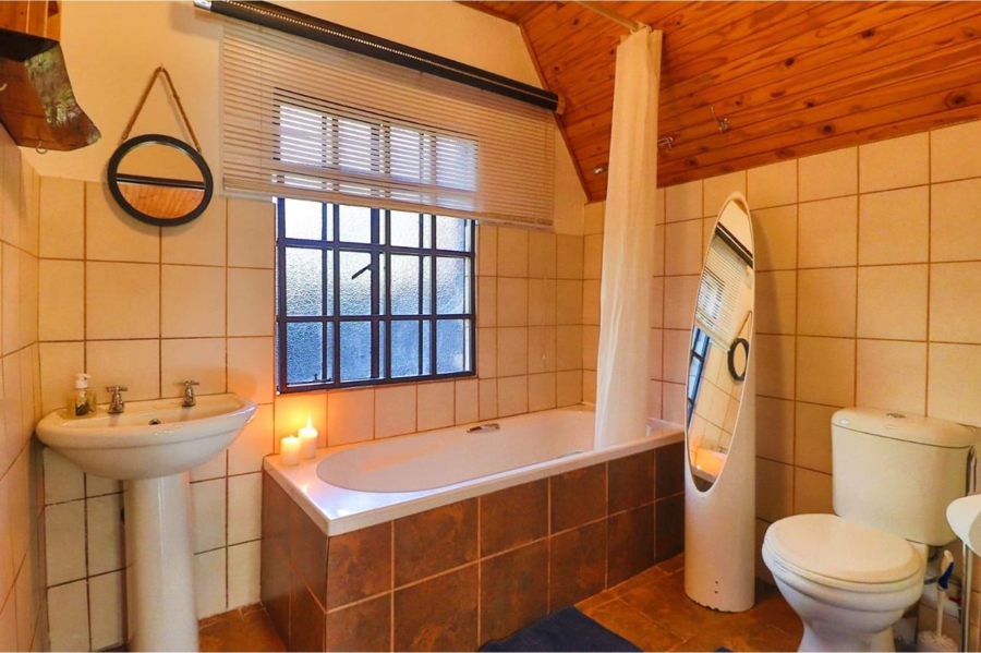 2 Bedroom Property for Sale in Marloth Park Mpumalanga