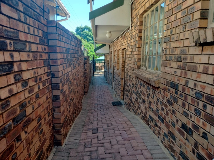 To Let 2 Bedroom Property for Rent in Nelspruit Ext 2 Mpumalanga