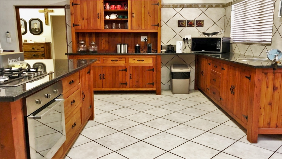 4 Bedroom Property for Sale in Nelspruit Ext 5 Mpumalanga