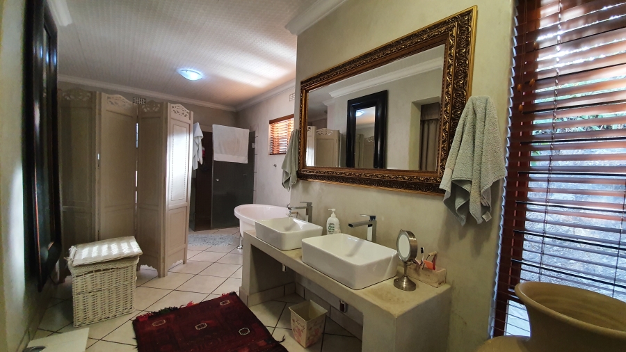 4 Bedroom Property for Sale in Nelspruit Ext 5 Mpumalanga