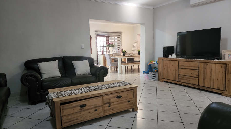 4 Bedroom Property for Sale in Nelspruit Ext 5 Mpumalanga