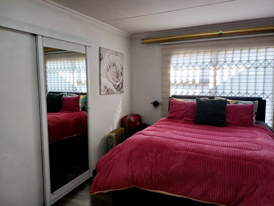 3 Bedroom Property for Sale in Embalenhle Mpumalanga
