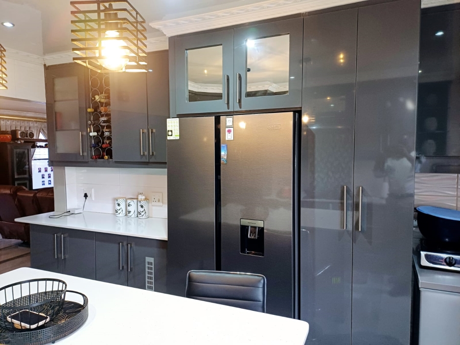 3 Bedroom Property for Sale in Embalenhle Mpumalanga
