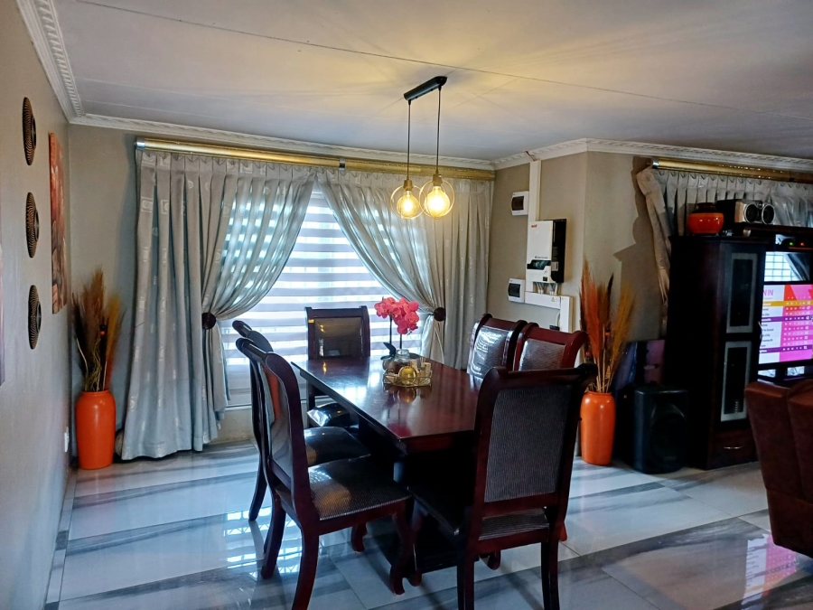 3 Bedroom Property for Sale in Embalenhle Mpumalanga
