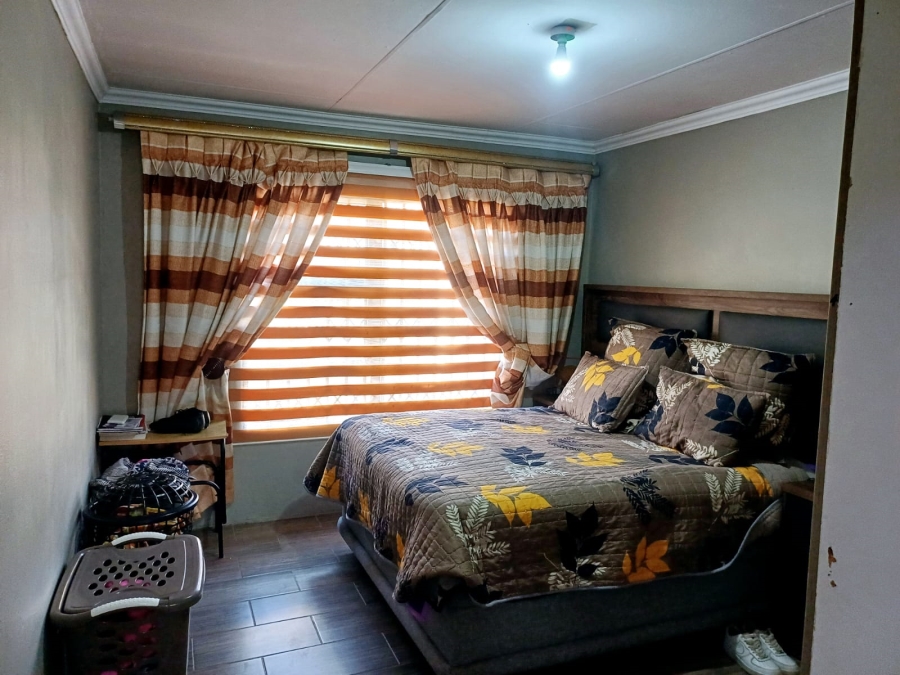 3 Bedroom Property for Sale in Embalenhle Mpumalanga