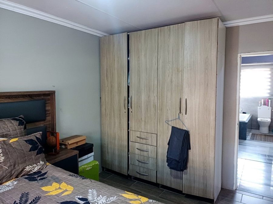 3 Bedroom Property for Sale in Embalenhle Mpumalanga