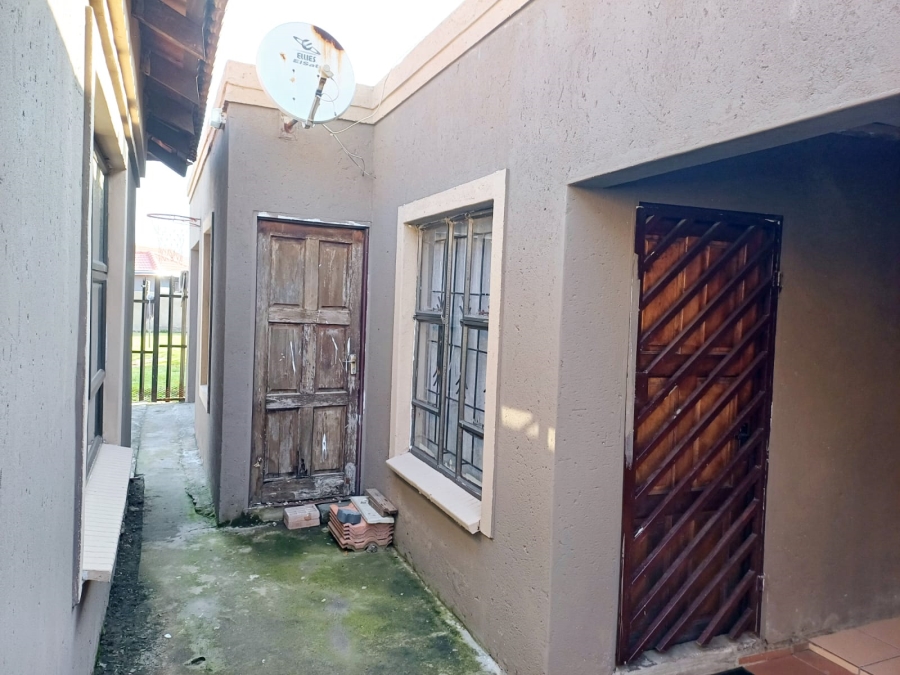 3 Bedroom Property for Sale in Embalenhle Mpumalanga