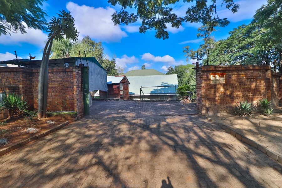 2 Bedroom Property for Sale in Nelspruit Ext 2 Mpumalanga
