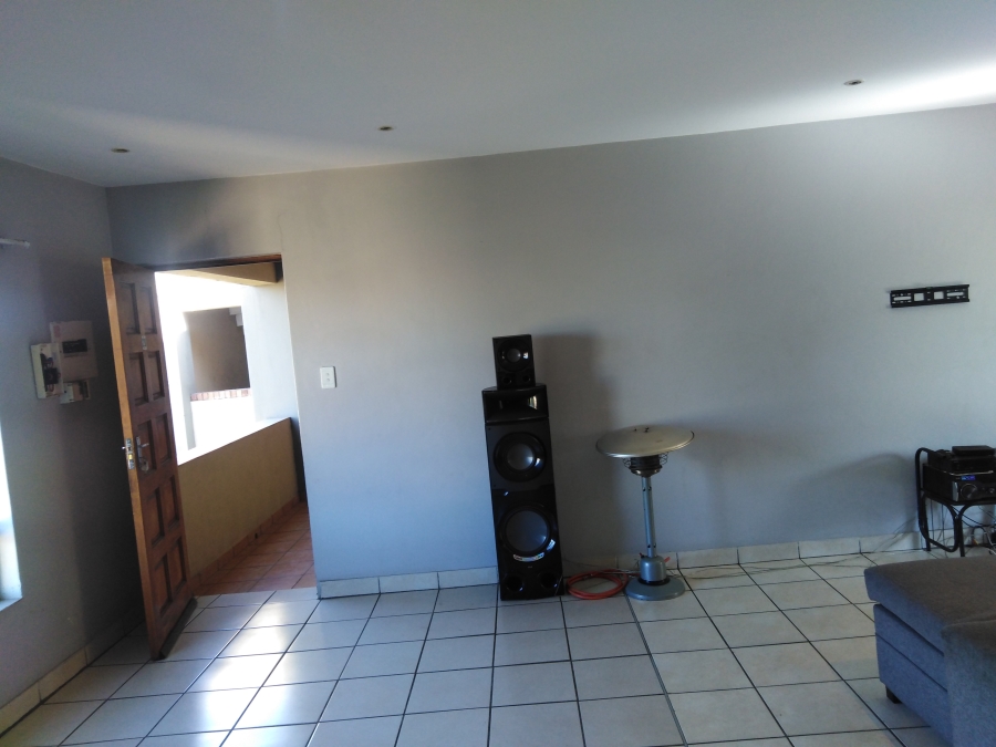 2 Bedroom Property for Sale in Reyno Ridge Mpumalanga