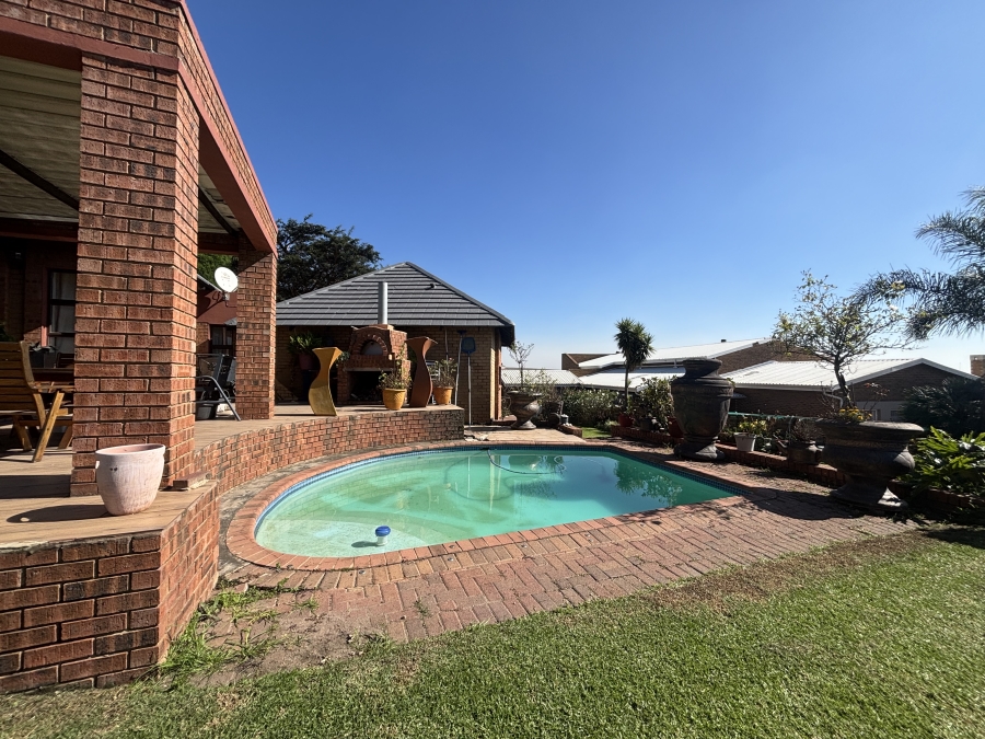 3 Bedroom Property for Sale in Bankenveld Estate Mpumalanga