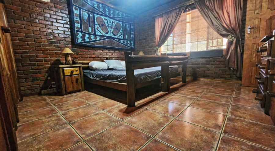 3 Bedroom Property for Sale in Marloth Park Mpumalanga
