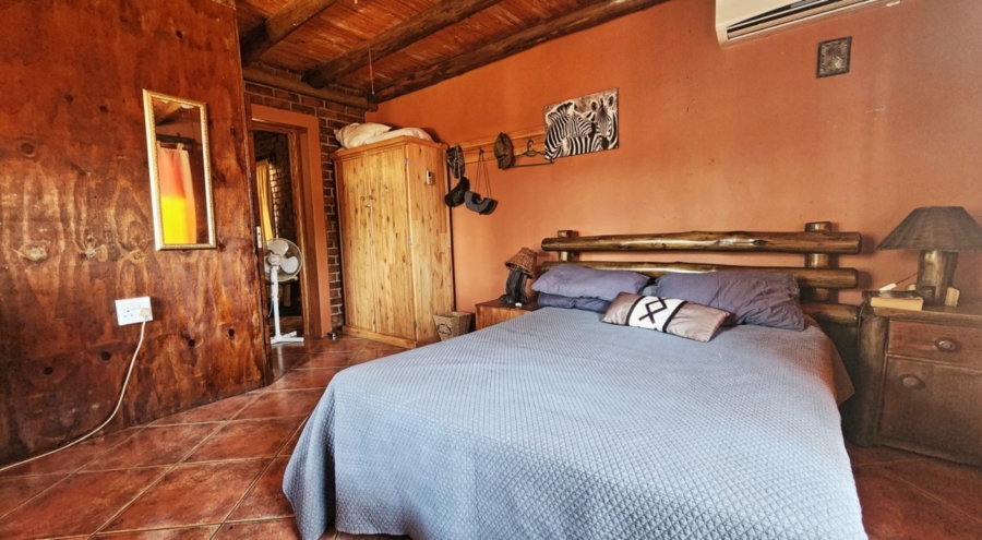 3 Bedroom Property for Sale in Marloth Park Mpumalanga