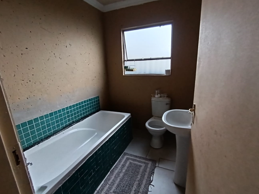 4 Bedroom Property for Sale in Secunda Mpumalanga