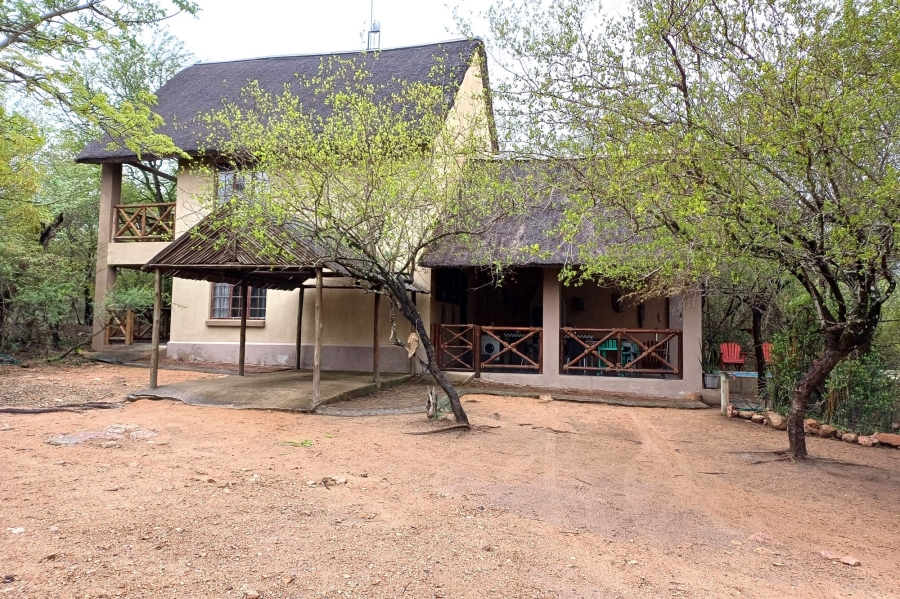 2 Bedroom Property for Sale in Marloth Park Mpumalanga