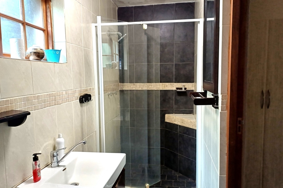 2 Bedroom Property for Sale in Marloth Park Mpumalanga