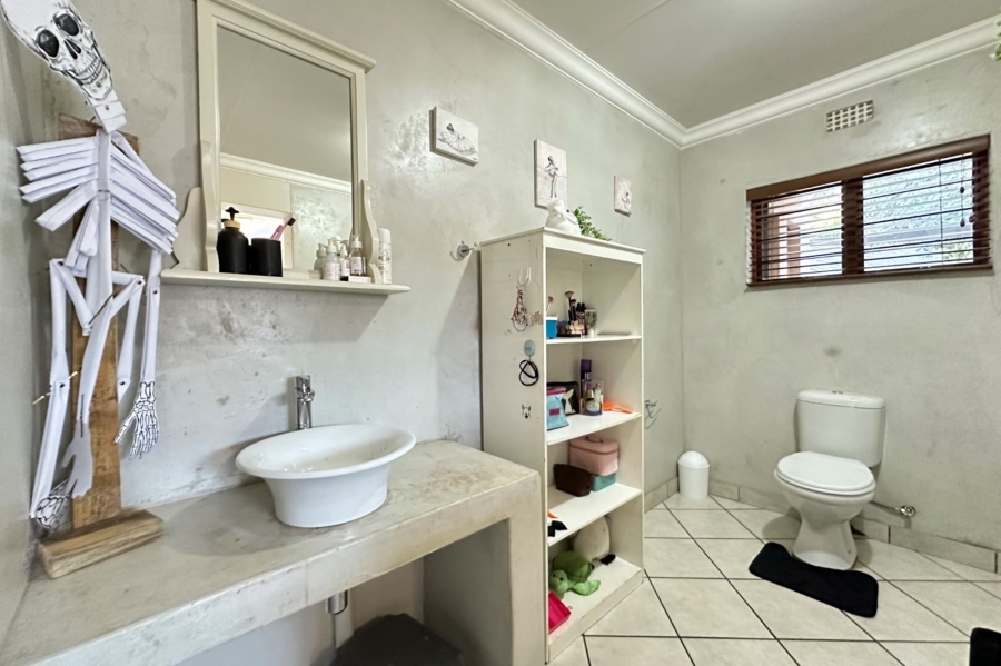 4 Bedroom Property for Sale in Nelspruit Ext 5 Mpumalanga