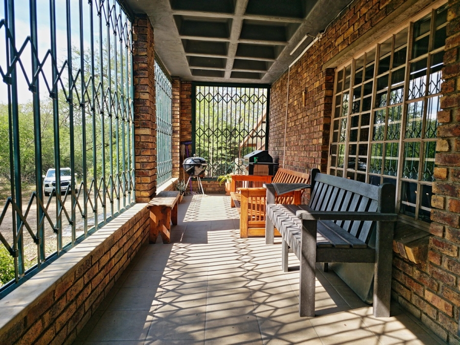 4 Bedroom Property for Sale in Marloth Park Mpumalanga