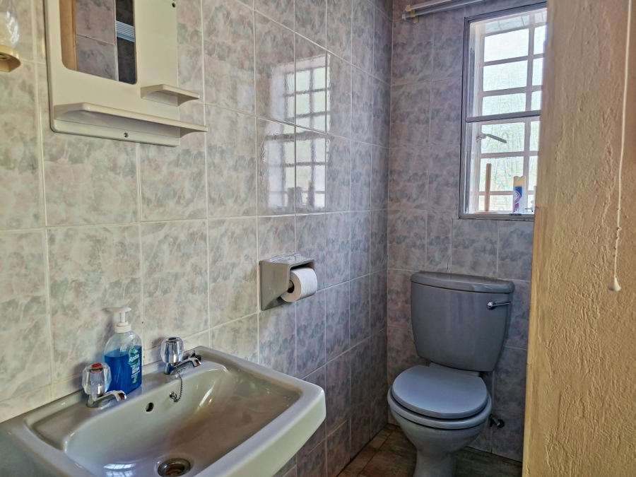 4 Bedroom Property for Sale in Marloth Park Mpumalanga