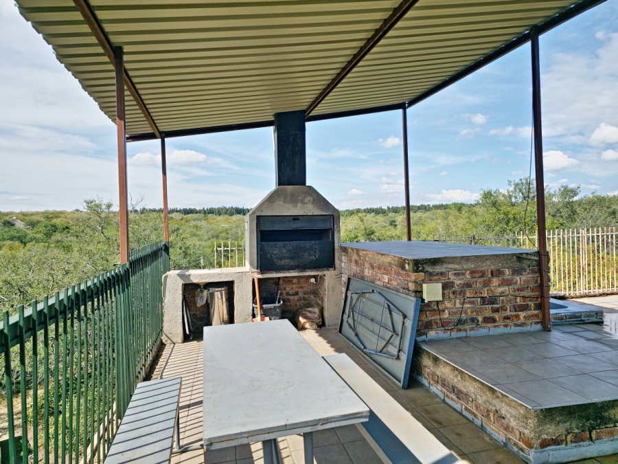 4 Bedroom Property for Sale in Marloth Park Mpumalanga