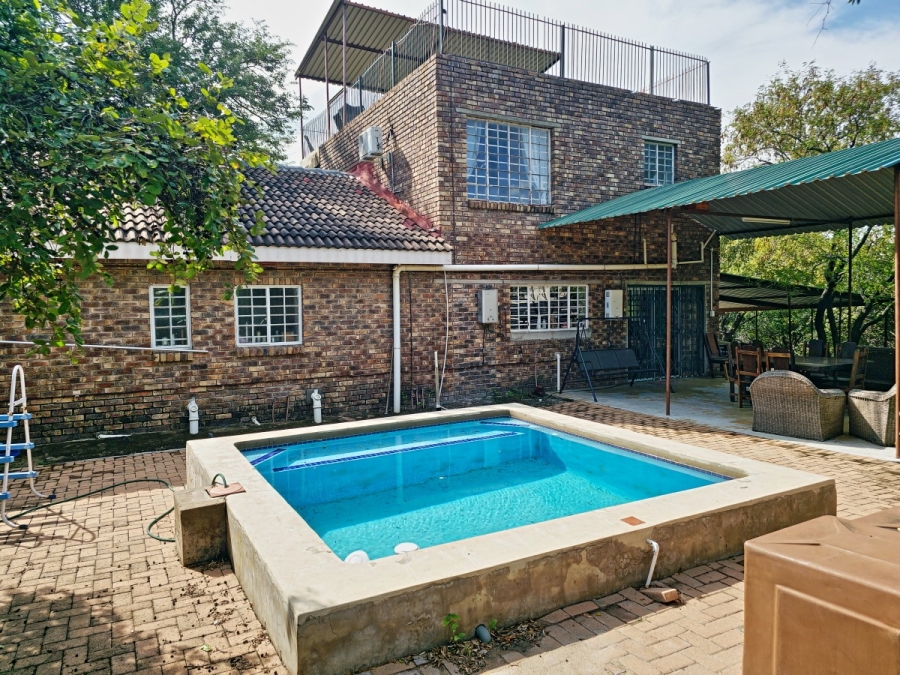 4 Bedroom Property for Sale in Marloth Park Mpumalanga