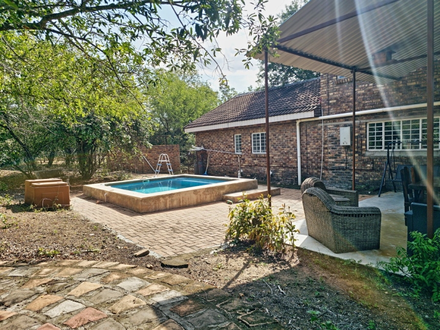 4 Bedroom Property for Sale in Marloth Park Mpumalanga