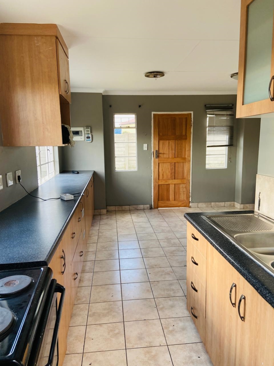 To Let 2 Bedroom Property for Rent in Secunda Mpumalanga