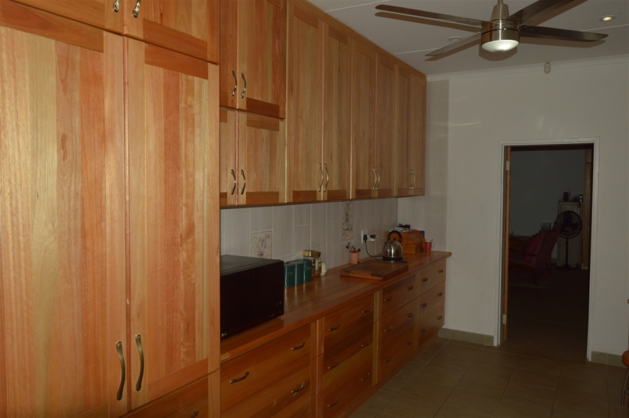 2 Bedroom Property for Sale in Barberton Mpumalanga