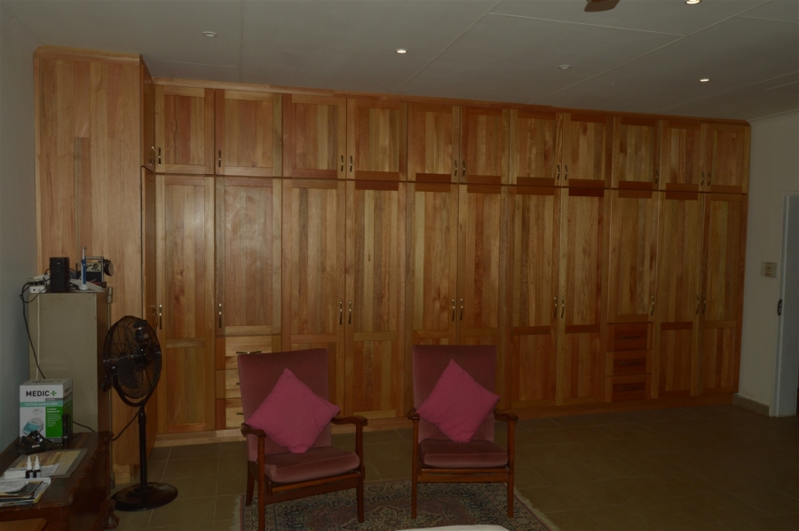 2 Bedroom Property for Sale in Barberton Mpumalanga