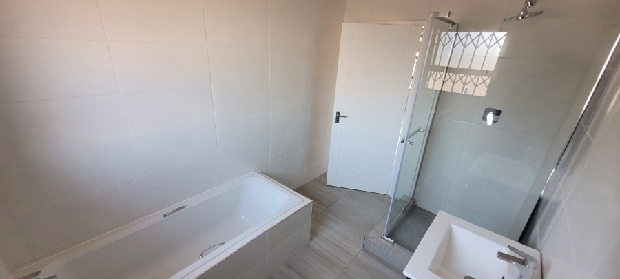 3 Bedroom Property for Sale in Aerorand Mpumalanga