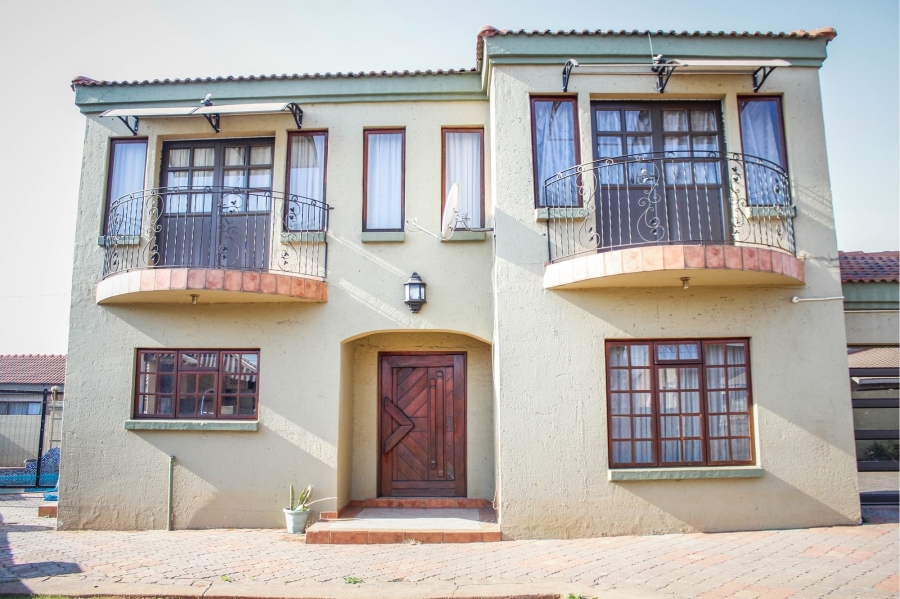 3 Bedroom Property for Sale in Mineralia Mpumalanga