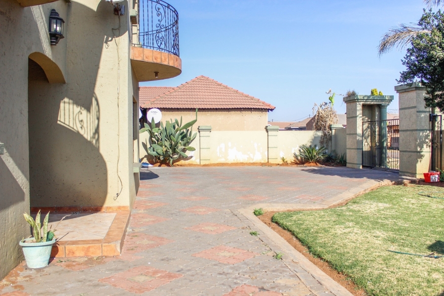 3 Bedroom Property for Sale in Mineralia Mpumalanga