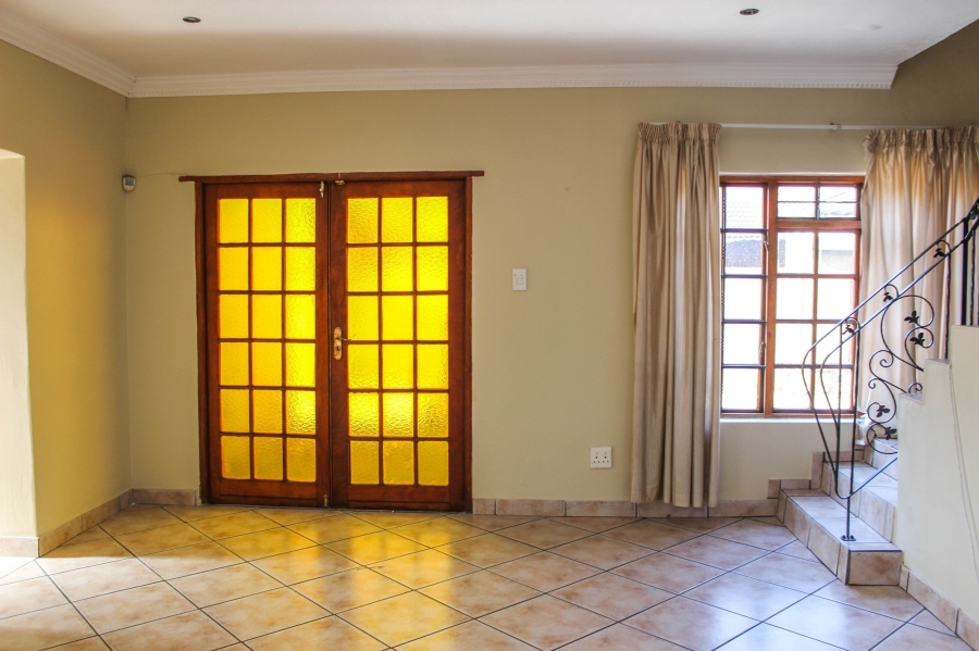 3 Bedroom Property for Sale in Mineralia Mpumalanga