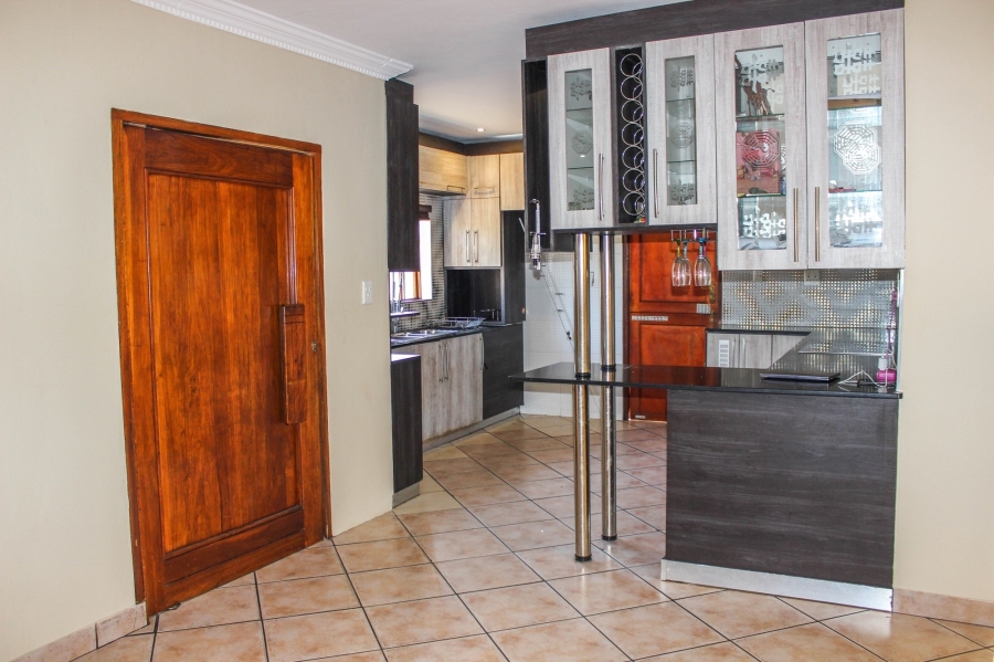 3 Bedroom Property for Sale in Mineralia Mpumalanga