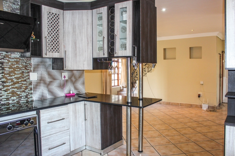 3 Bedroom Property for Sale in Mineralia Mpumalanga