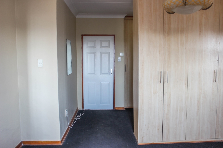 3 Bedroom Property for Sale in Mineralia Mpumalanga