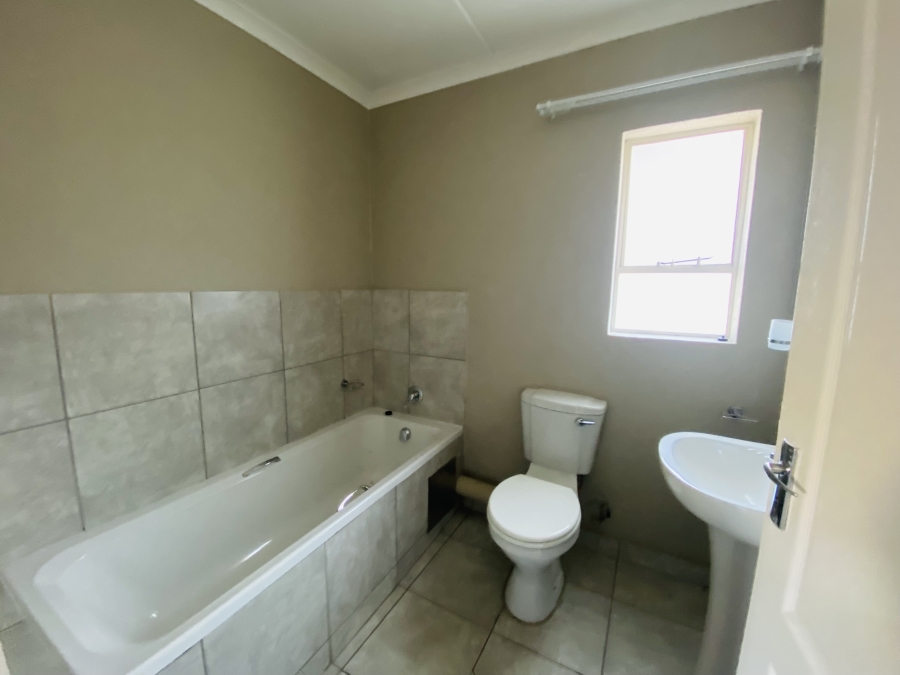 2 Bedroom Property for Sale in Karino Mpumalanga