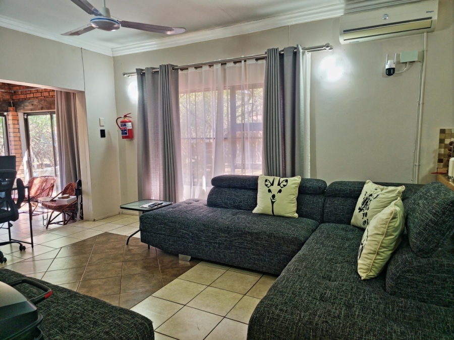 3 Bedroom Property for Sale in Marloth Park Mpumalanga