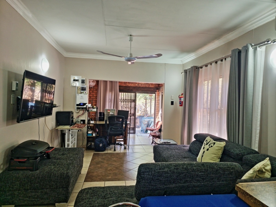 3 Bedroom Property for Sale in Marloth Park Mpumalanga