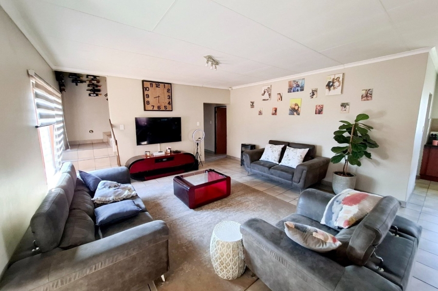 3 Bedroom Property for Sale in Aerorand Mpumalanga